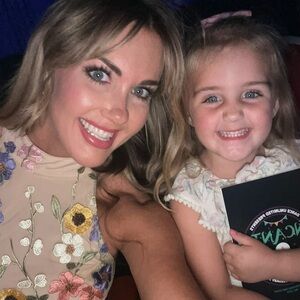 Meet your Posher, Lindsey!